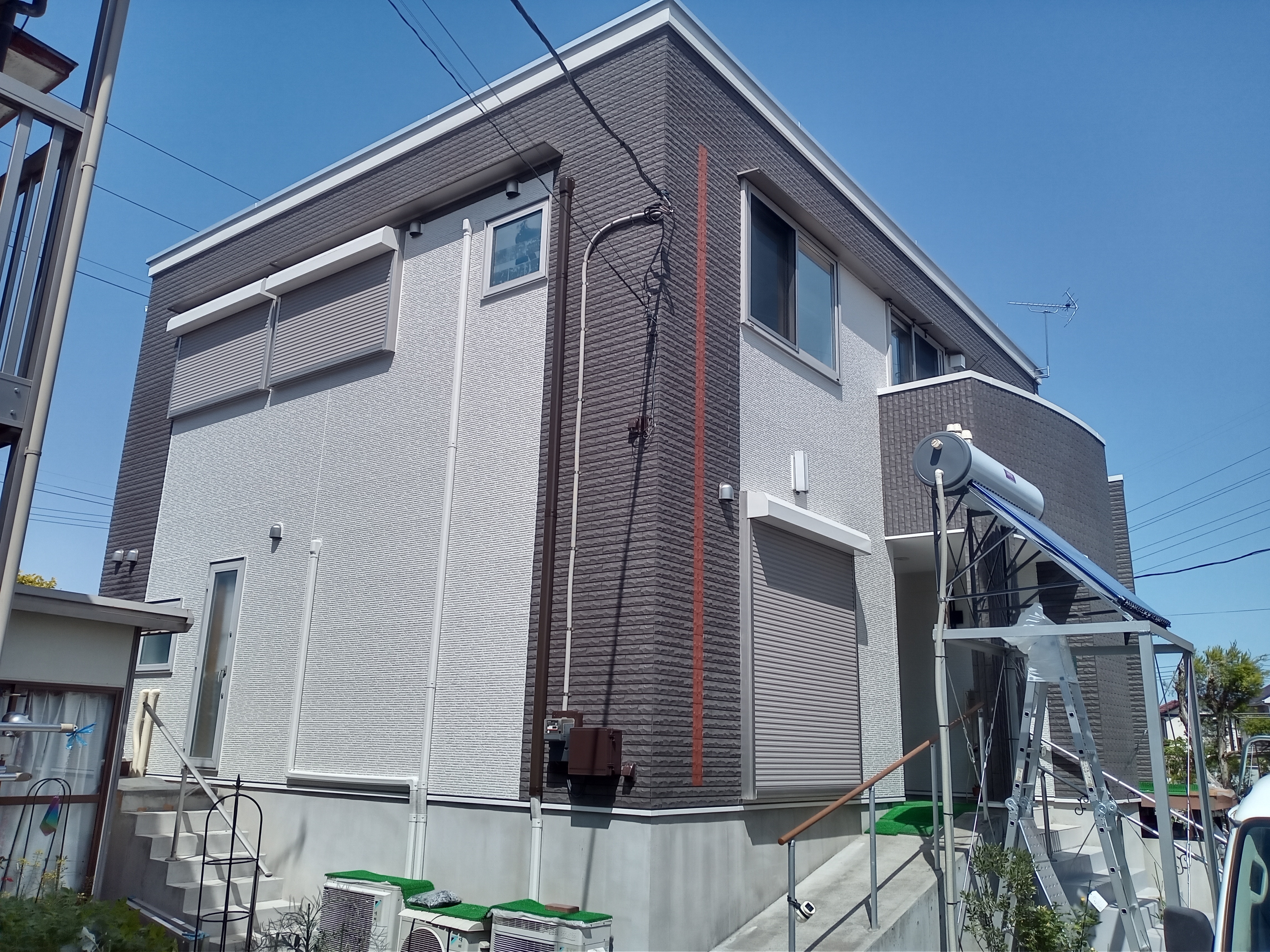 屋根葺き替え　　　　外壁塗装